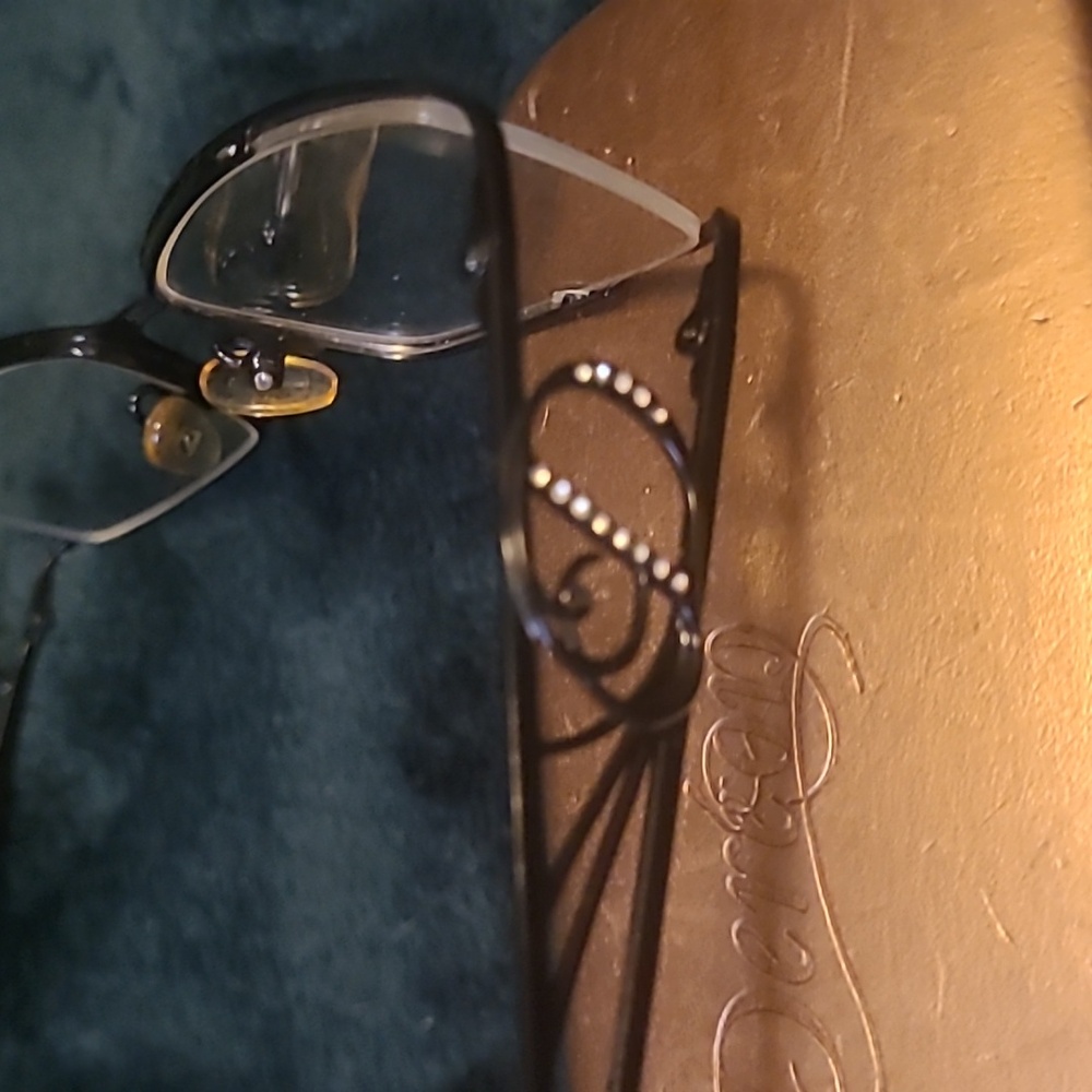🚨2/$40🚨   Dereon reading glasses Not Printed But It Wears As a 2.0 Stregth